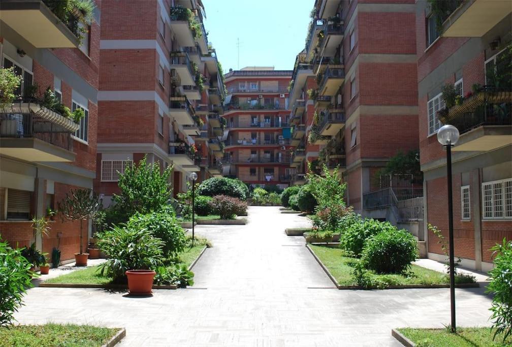 A Casa Di Pe' Casa Vacanze โรม ภายนอก รูปภาพ